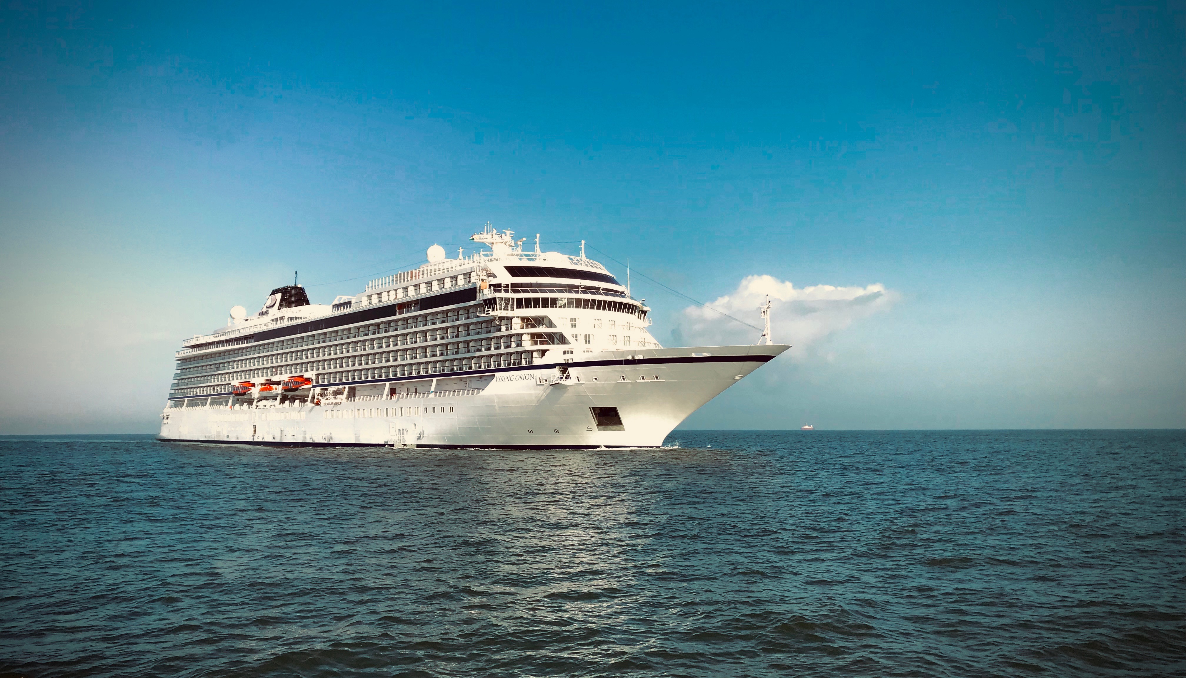 cruise ship from mumbai